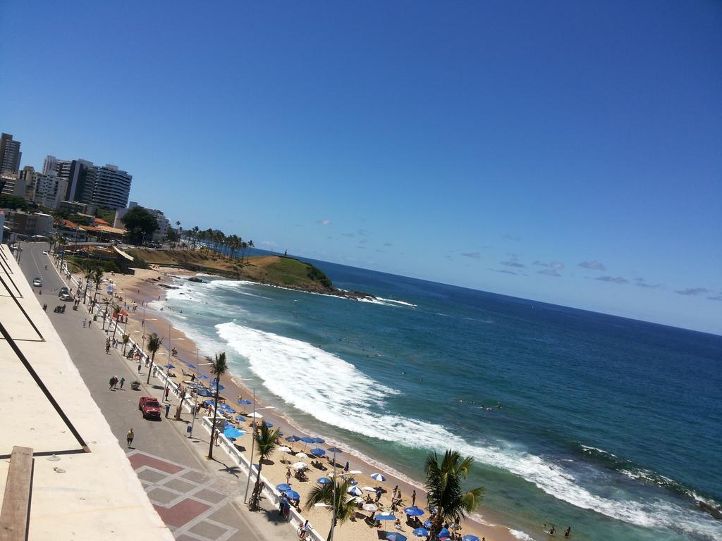 Flat Na Avenida Oceanica *
