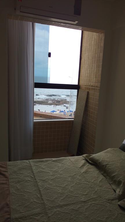 Flat Na Avenida Oceanica Salvador