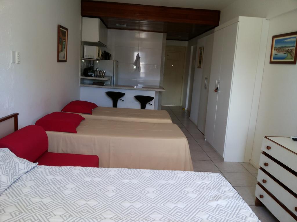 Flat Na Avenida Oceanica 公寓